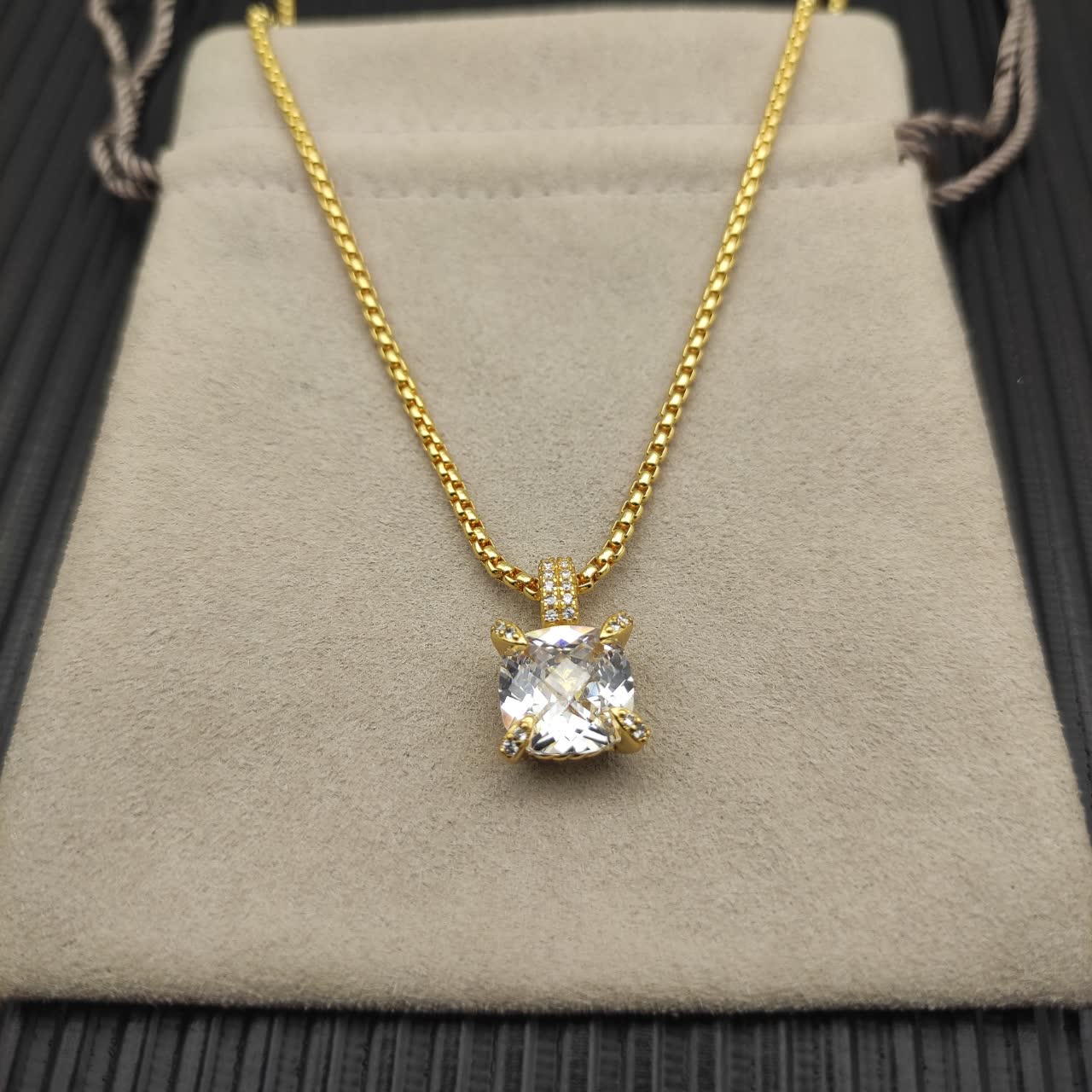 David Yurman Oval Pendant Necklace